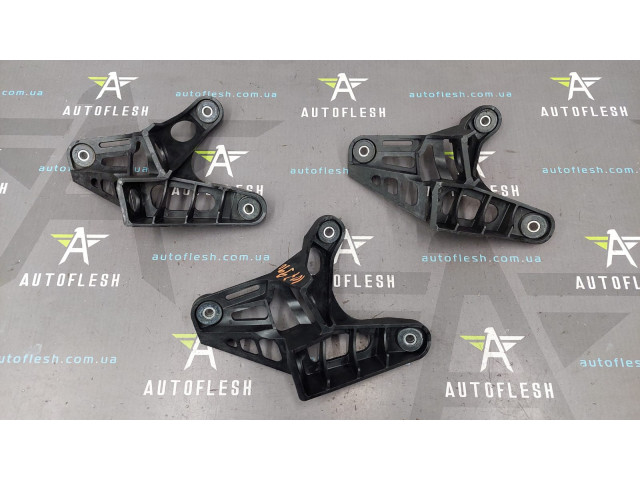 Кронштейн кріплення тросів КПП/ кронштейн куліси КПП 1K0711789G Audi Seat Skoda Volkswagen бу